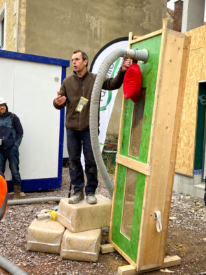 Visite paille hachée Partélios, Cagny (14) ©ARPE Normandie