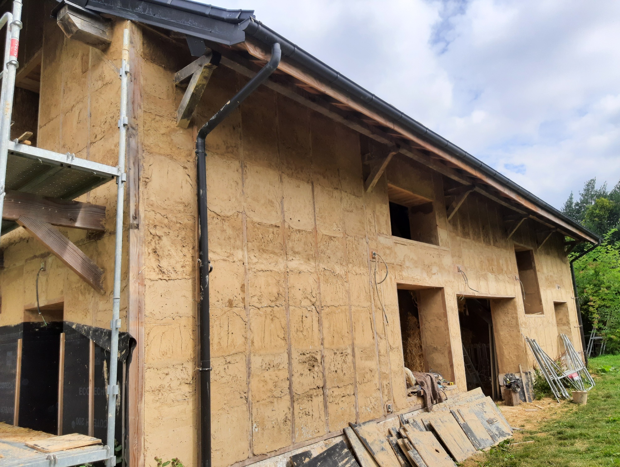 Lire la suite à propos de l’article Chantier participatif | Fabrication de briques en terre crue à Hauville (27)