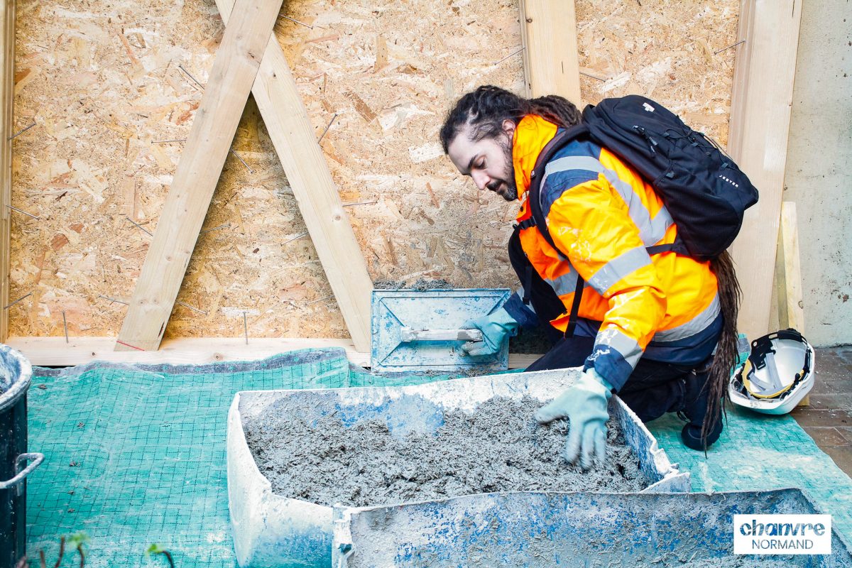 Démonstration chaux-chanvre banché, Rouen ©ARPE Normandie